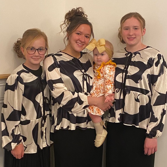 ❤️WELCOME❤️ - Picture 2 of 3